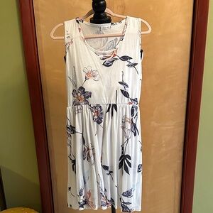 Elegant Floral Midi Dress